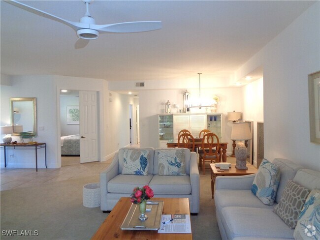 Building Photo - 515 Laguna Royale Blvd Unit 102 Rental