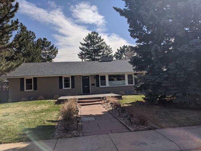 Building Photo - Must See Newly Remodeled North Boulder 5 bed/2.5 bath - Available August 7th!