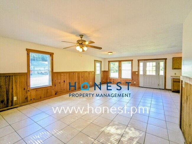 Photo - 22 Pleasant Hill Dr