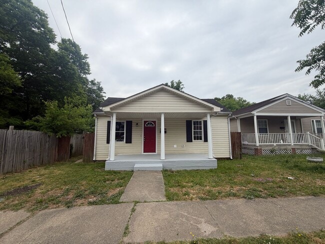 Building Photo - 2208 Keswick Ave