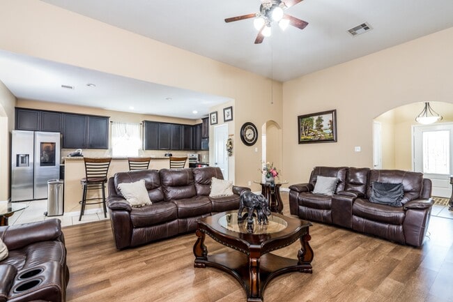 Photo - 18879 Atascosa Trail