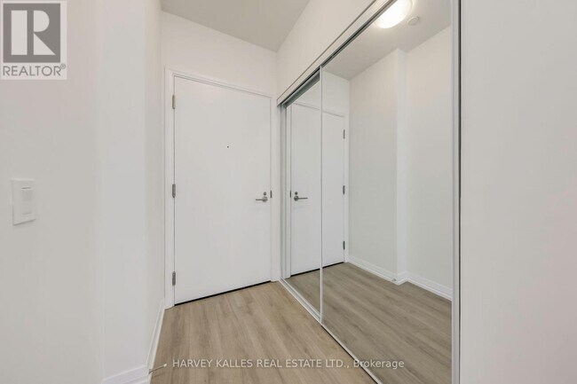 Photo - 50 Dunfield Ave Unit LPH12