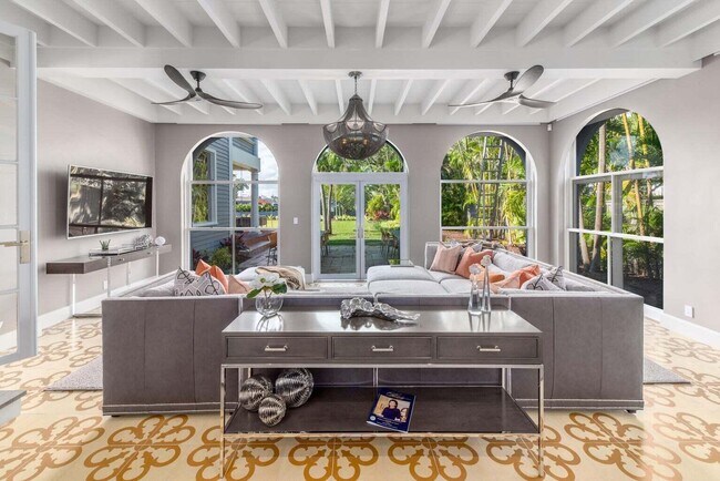 Photo - 15 S Lake Trail