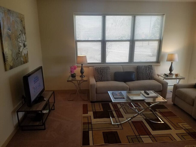 Photo - N72W13536 Lund Ln Unidad ID1073576P