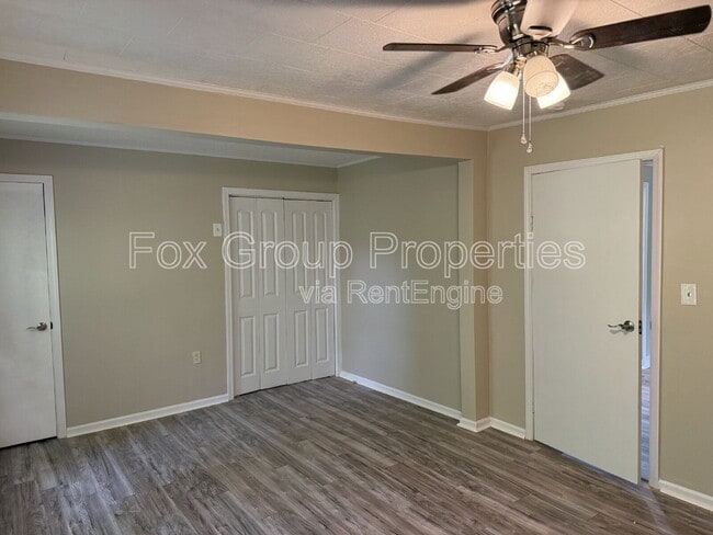 Photo - 2126 W 6th Ave