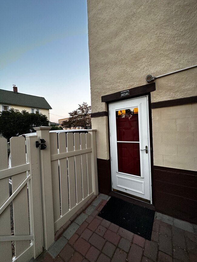 Outside door - 39 Bartholdi Ave Unit Bartholdi ave