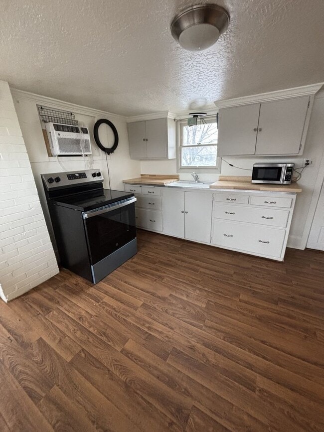 Photo - 740 E 800 S Unit A