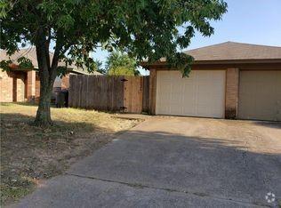 Building Photo - 6612 S Creek Dr Rental