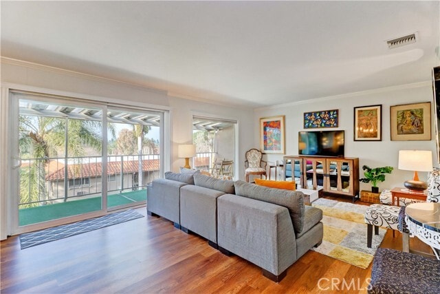 Photo - 881 Via Mendoza