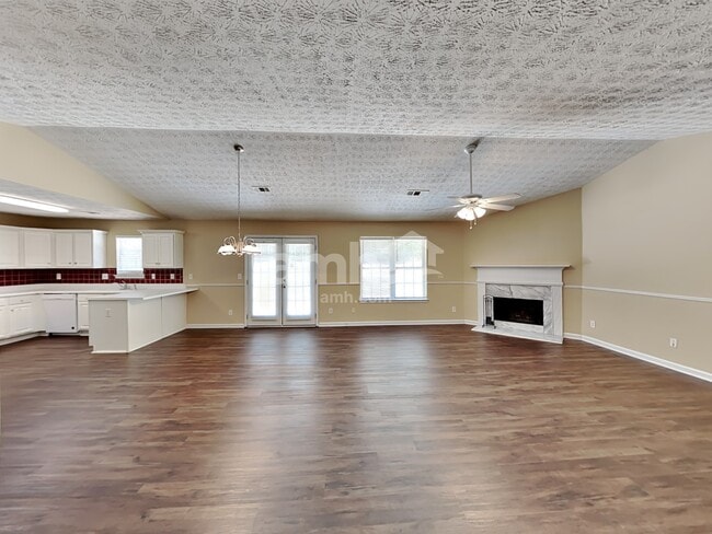 Photo - 4160 Lenox Park Dr