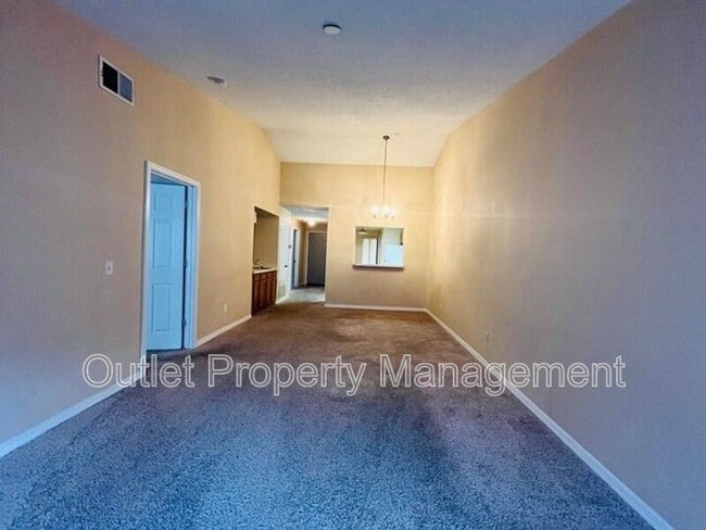 Photo - 2282 Grenwich Ave Unit # 2282
