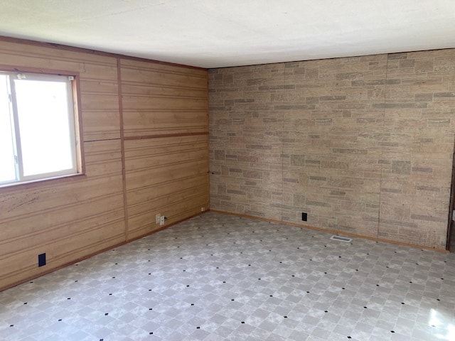 Photo - 2500 W 24th St