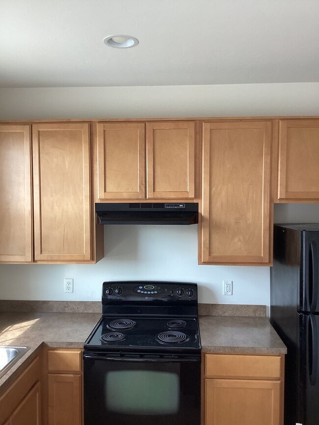 Photo - Bright 3 Bedroom, 2.5 Bath Townhome in Spring Grove Schools!!