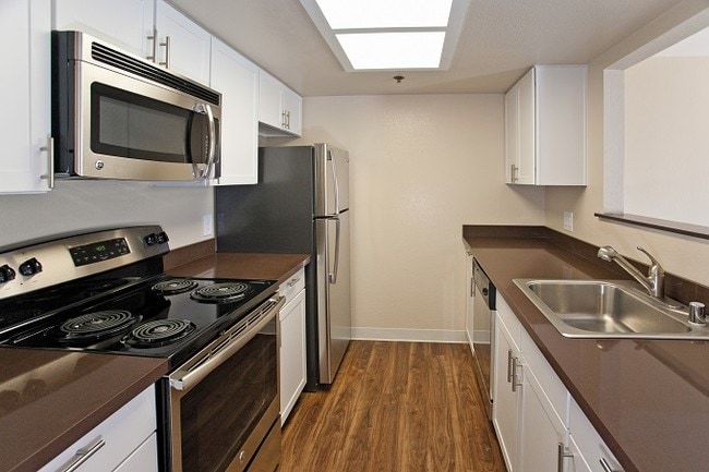 Photo - The Pointe Apartment Homes