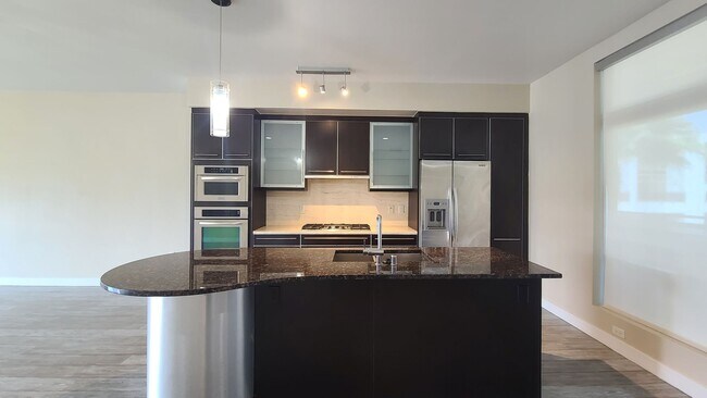 Photo - 2 Bedroom Condo located in Park House. Unit 210