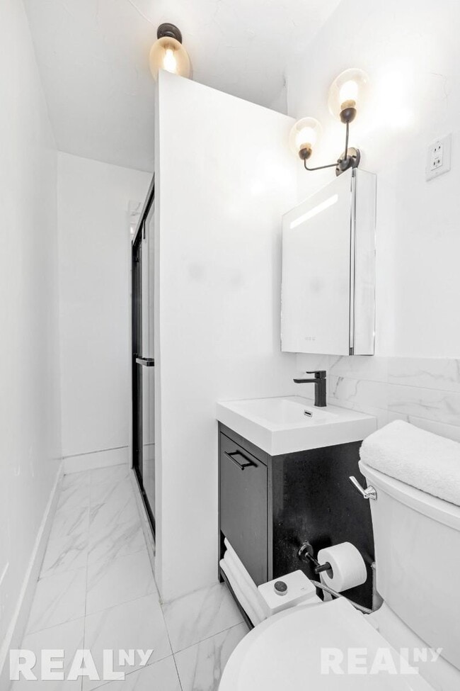 Photo - 211 Lafayette Ave Unit 13