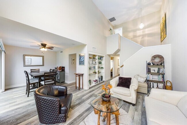 Photo - 402 Bristle Cone Ln