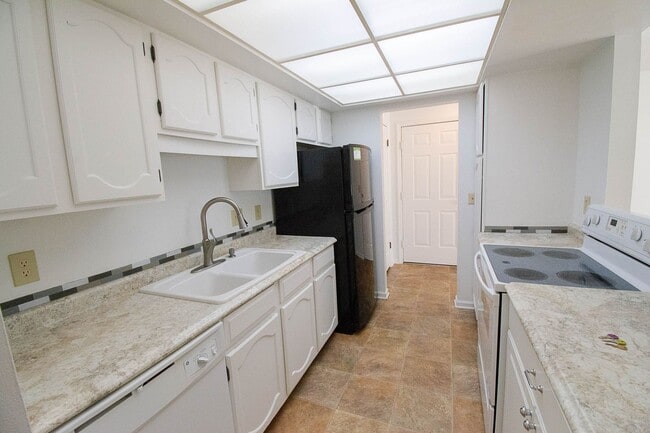 Photo - 1905 26th Ave NW