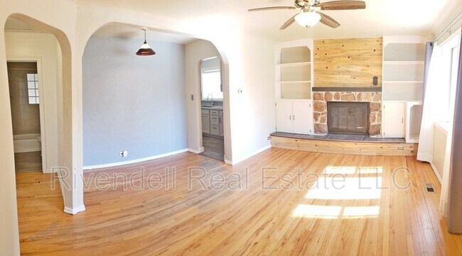 Photo - 4524 S Pearl St