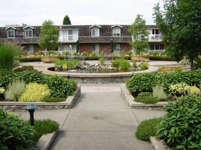 Building Photo - Fraser Tolmie Apartments