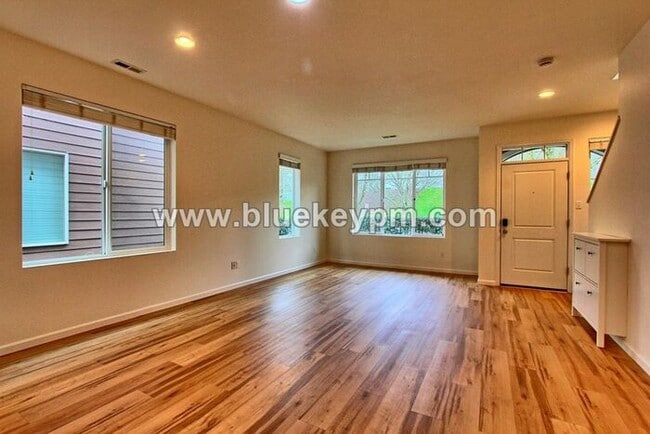 Photo - 3 Bed, 2.5 Bath Home Near Alki Road Park off NE Hazel Dell Avenue