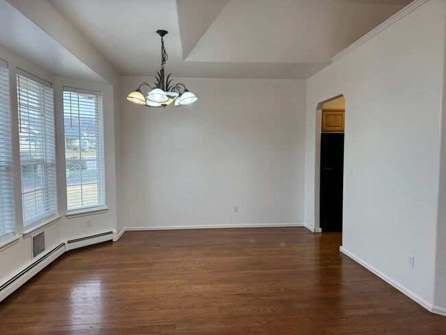 Photo - Spacious Single-Level Home in the Redlands w/ Private Yard & Thoughtful Layout!!!