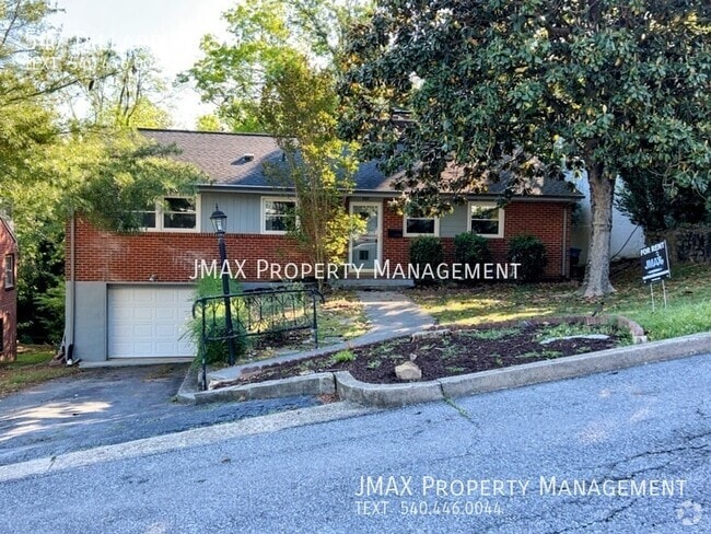 Building Photo - 547 Dillard Rd SW Rental