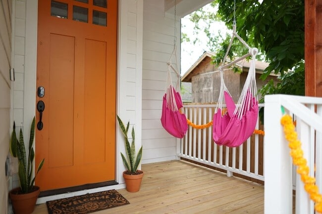 Photo - 1504 Evelyn St