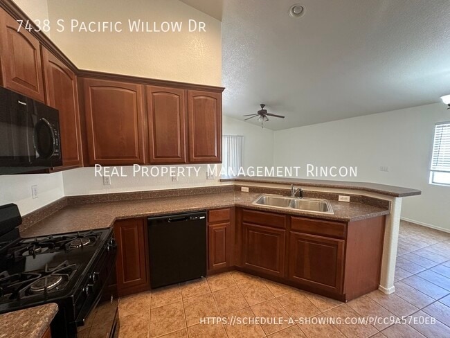 Photo - 7438 S Pacific Willow Dr