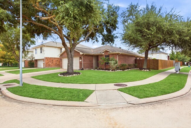 Photo - 20502 Holly Barr Ln