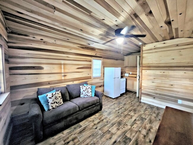 Photo - Tiny house for rent Hartselle