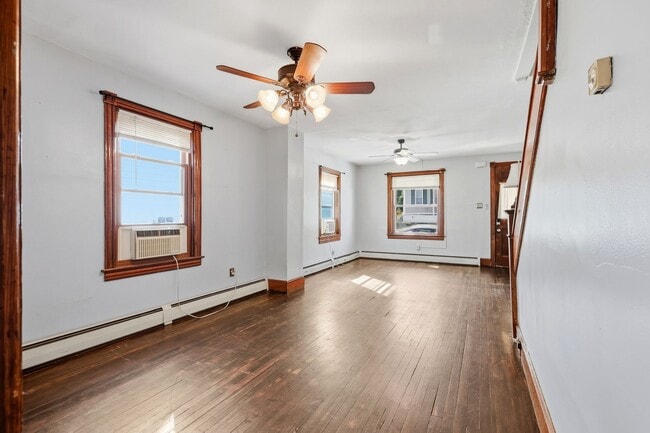 35 E Ettwein St