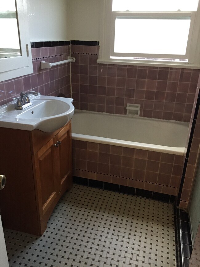 Photo - 341 N Ogden Dr Unidad 341