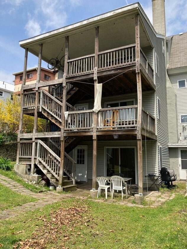 Building Photo - 122 Westbourne Terrace Unit B