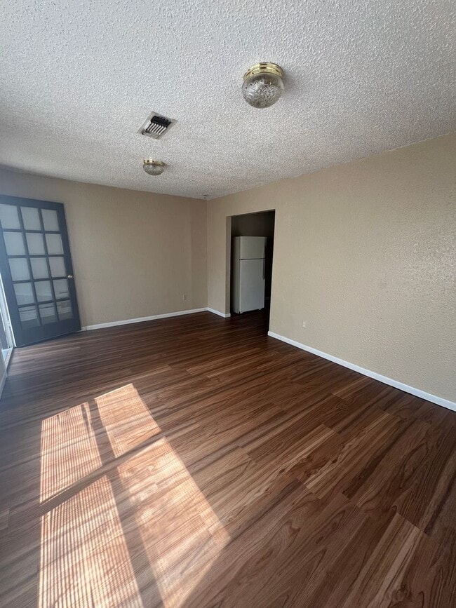 Photo - 3105 S Harrison- Duplex Unit B