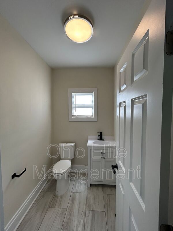 Photo - 1179 Atcheson St