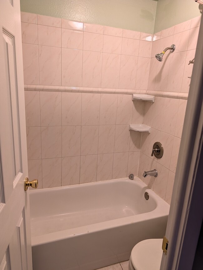 Building Photo - 1302 S Parker Rd Unit Club Valencia 1 bed apt