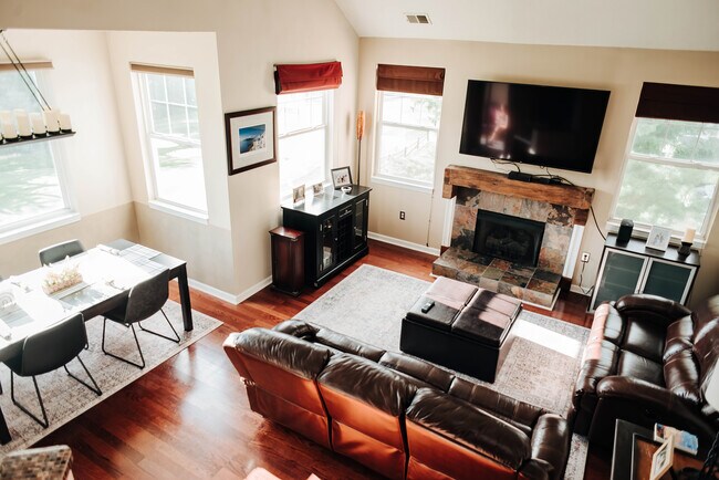 Photo - 631 Eagle Pointe Dr Unidad 631