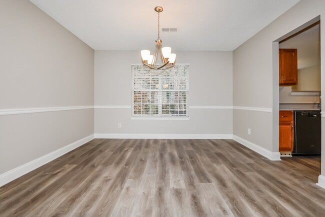 Photo - 6686 Pole Creek Dr