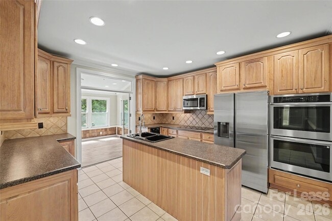 Photo - 2545 Rea Rd