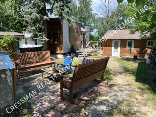 Building Photo - 3 Bedroom 1 Bathroom Full House in Regina Beach
