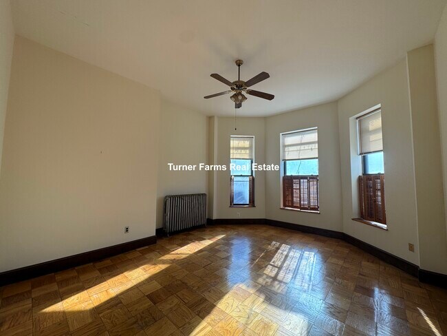 Photo - 149 Hillside St Unit 2