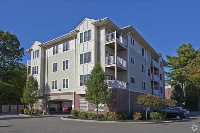 Photo - Franklin Center Commons