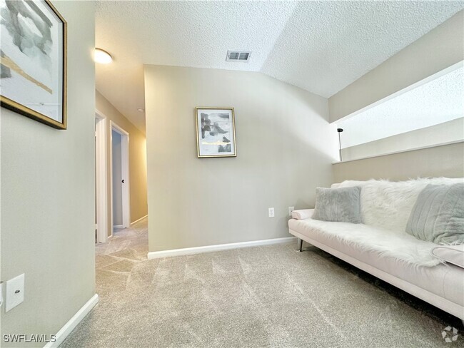 Building Photo - 3639 Kent Dr Rental
