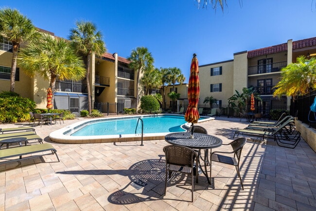 Photo - 106 Alameda Ct