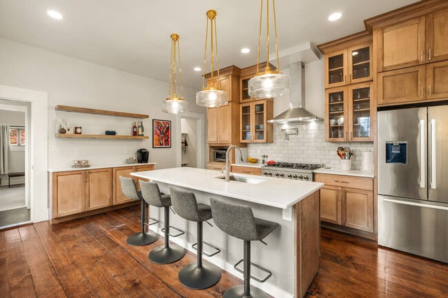 Photo - 1326 Broadway Unit ID1324946P