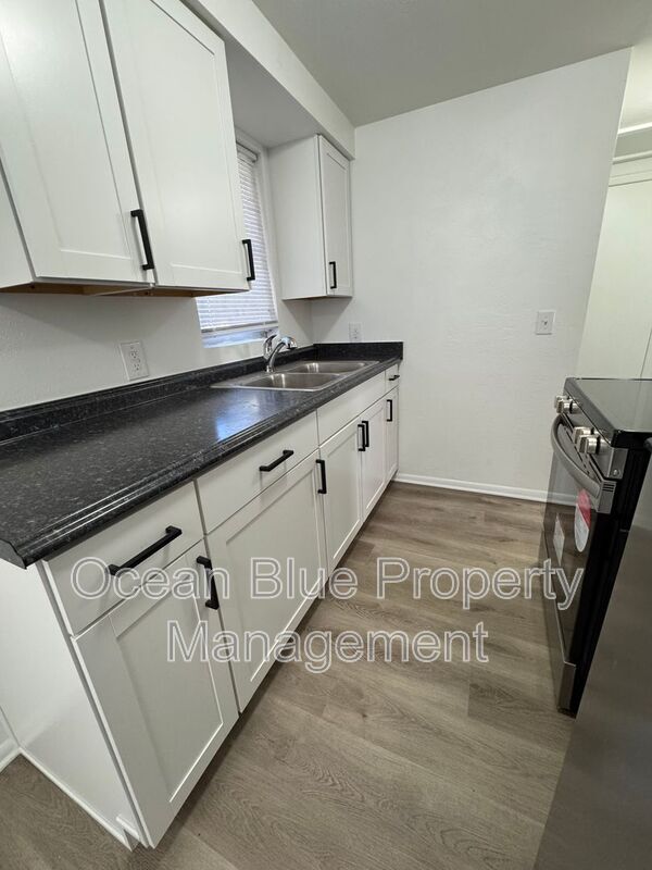 Photo - 10179 106th Ave N Unidad #1