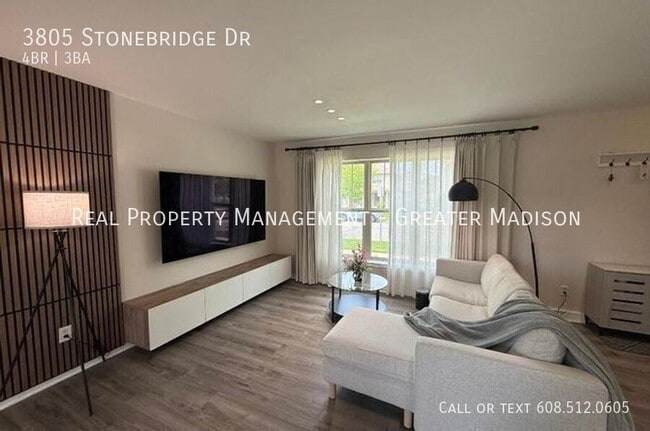 Photo - 3805 Stonebridge Dr