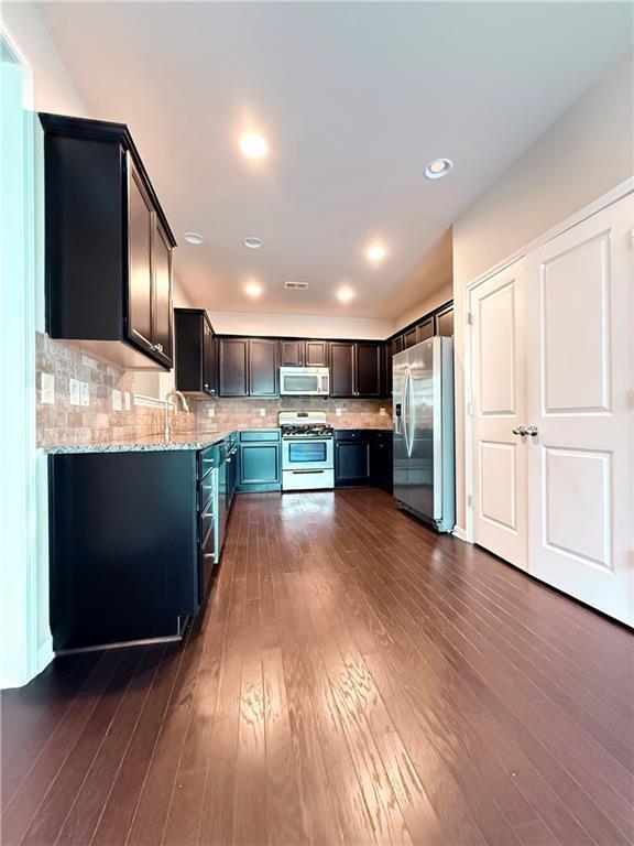Photo - 338 Privet Cir