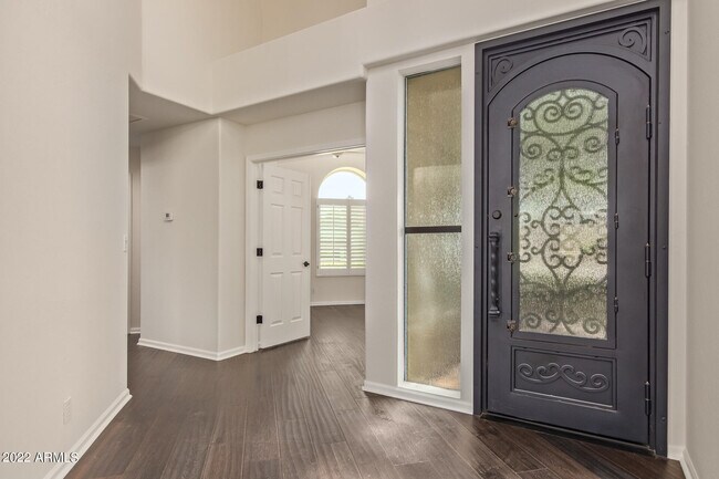 8262 E Cortez Dr